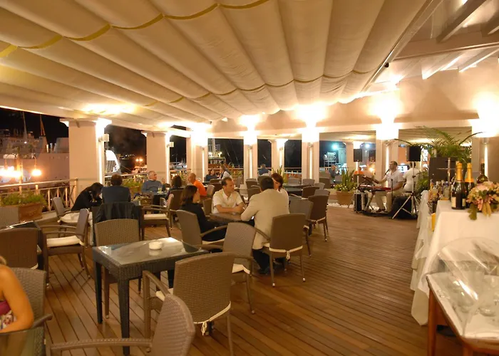 Hotel Excelsior